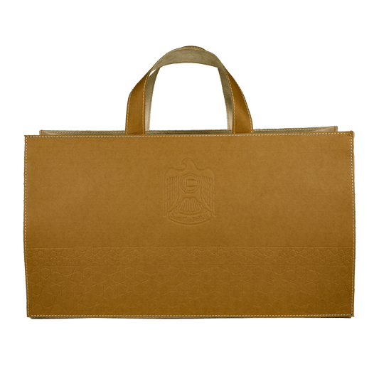 هدية فاخرة مستدامة لعسل السدر الإماراتي مع حقيبة جلدية 1كغ في كيس جلد