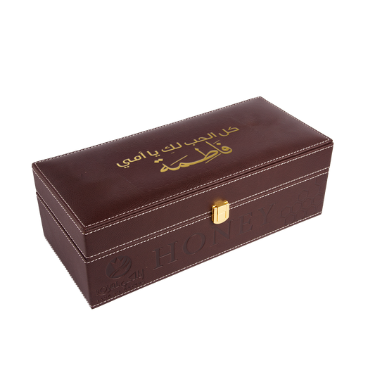 خصص هديتك - عسل السدر الإماراتي مع حقيبة جلدية 550 غ – هدية فاخرة لعيد الأم 
