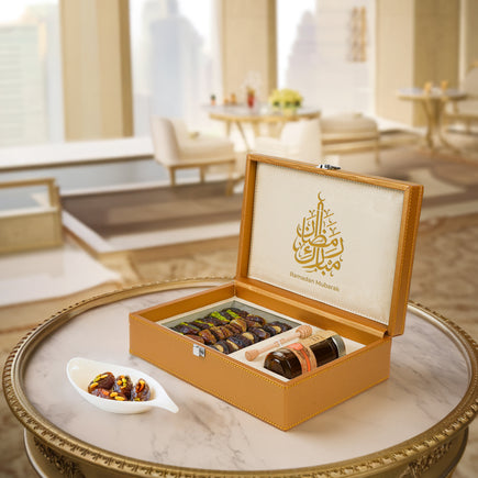 Customized Ramadan Royal Honey Gift Box (Sidr Honey 140g & Dates with Nuts)