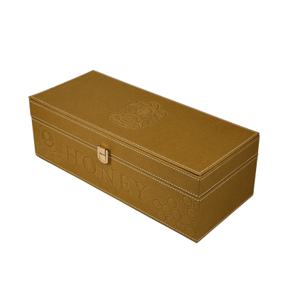 هدية فاخرة مستدامة من عسل السدر الإماراتي مع حقيبة جلدية 550 غ