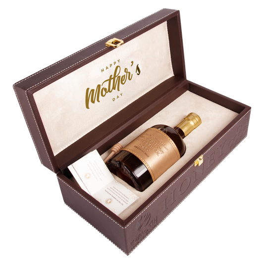 عسل سدر إماراتي مع علبة جلدية – ٥٥٠ غرام – هدية فاخرة لعيد الأم