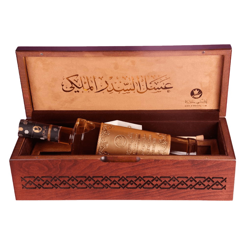 عسل السدر الإماراتي مع علبة خشب 1 كغ – هدية فاخرة (شعار الصقر الإماراتي)